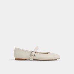 ALDO Ballet Flats^Caylyn White
