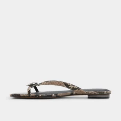 ALDO Flat Sandals^Iliria White/black