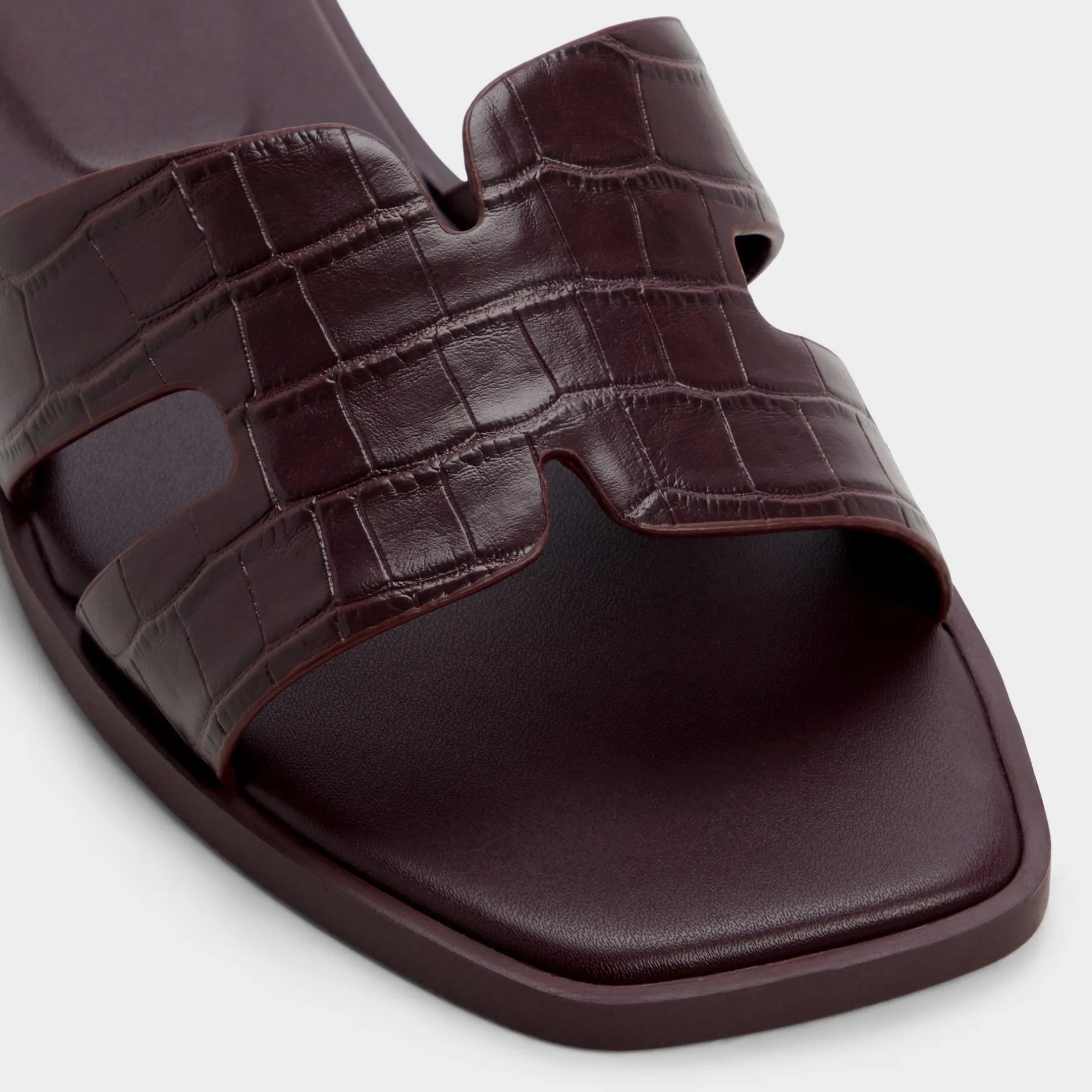 ALDO Flat Sandals^Itsandal Bordo