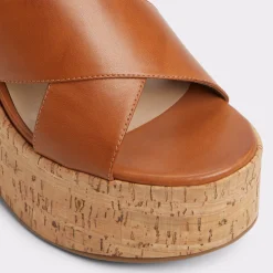 ALDO Platform Heels^Sandcastle Light Brown